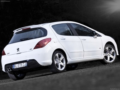 Peugeot_308_GTi_pic_76968.jpg